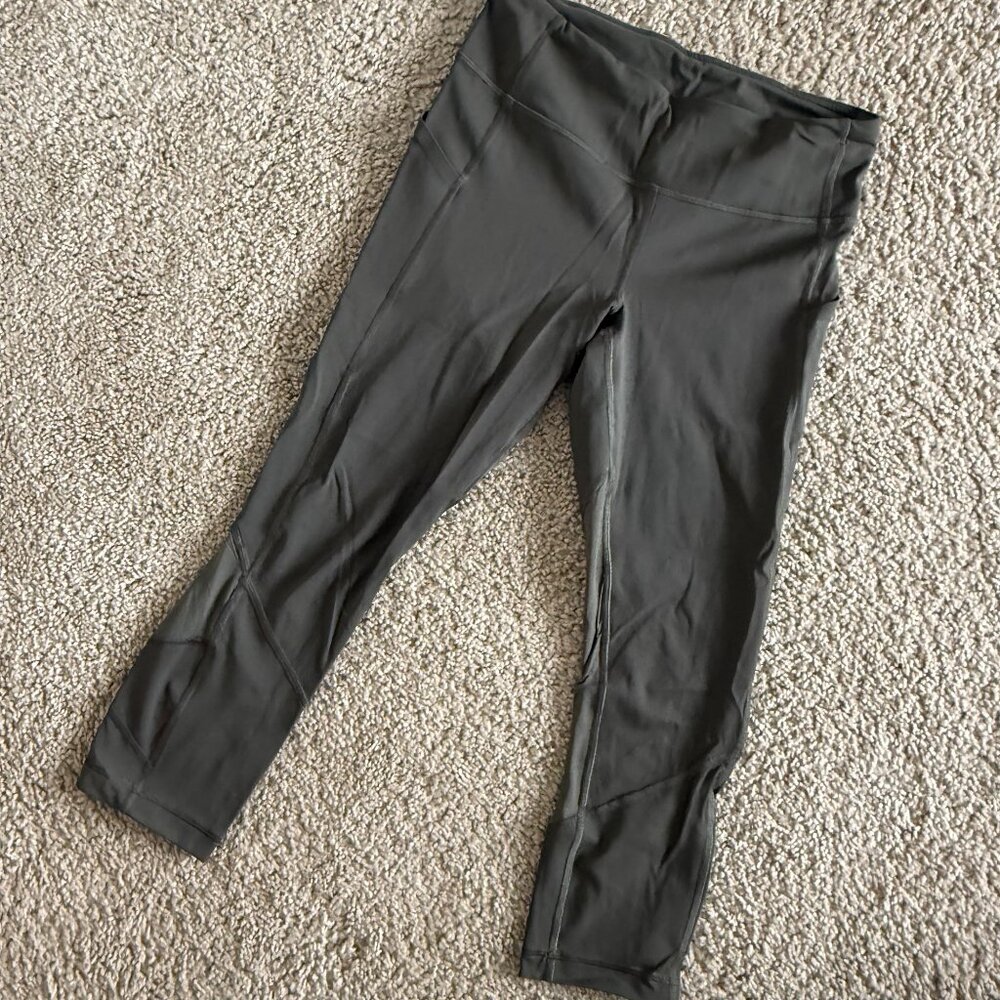Lululemon Olive Green Cropped Leggings w/ Pockets & Back Zip Pocket